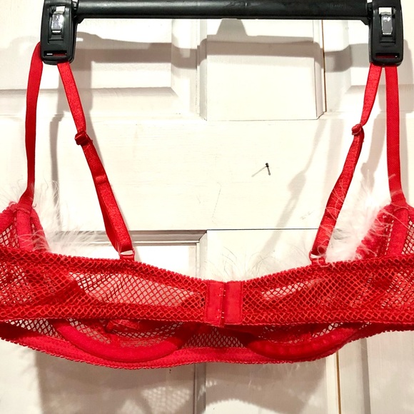 ♥️ LOVERS LANE red with white furry trim underwire bra size34 like new ex cond - Picture 5 of 11